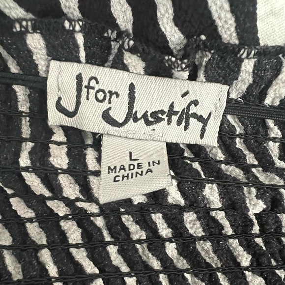 Women's J for Justify Black & White Striped Off-Shoulder Jumpsuit L - Picture 3 of 4